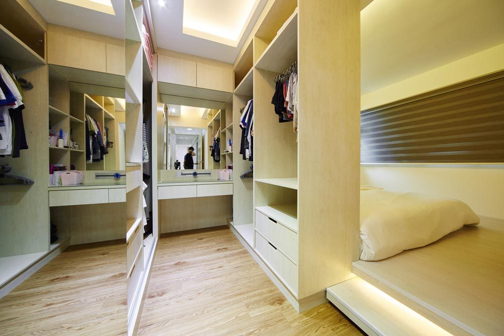 Walk in wardrobe online hdb 4 room